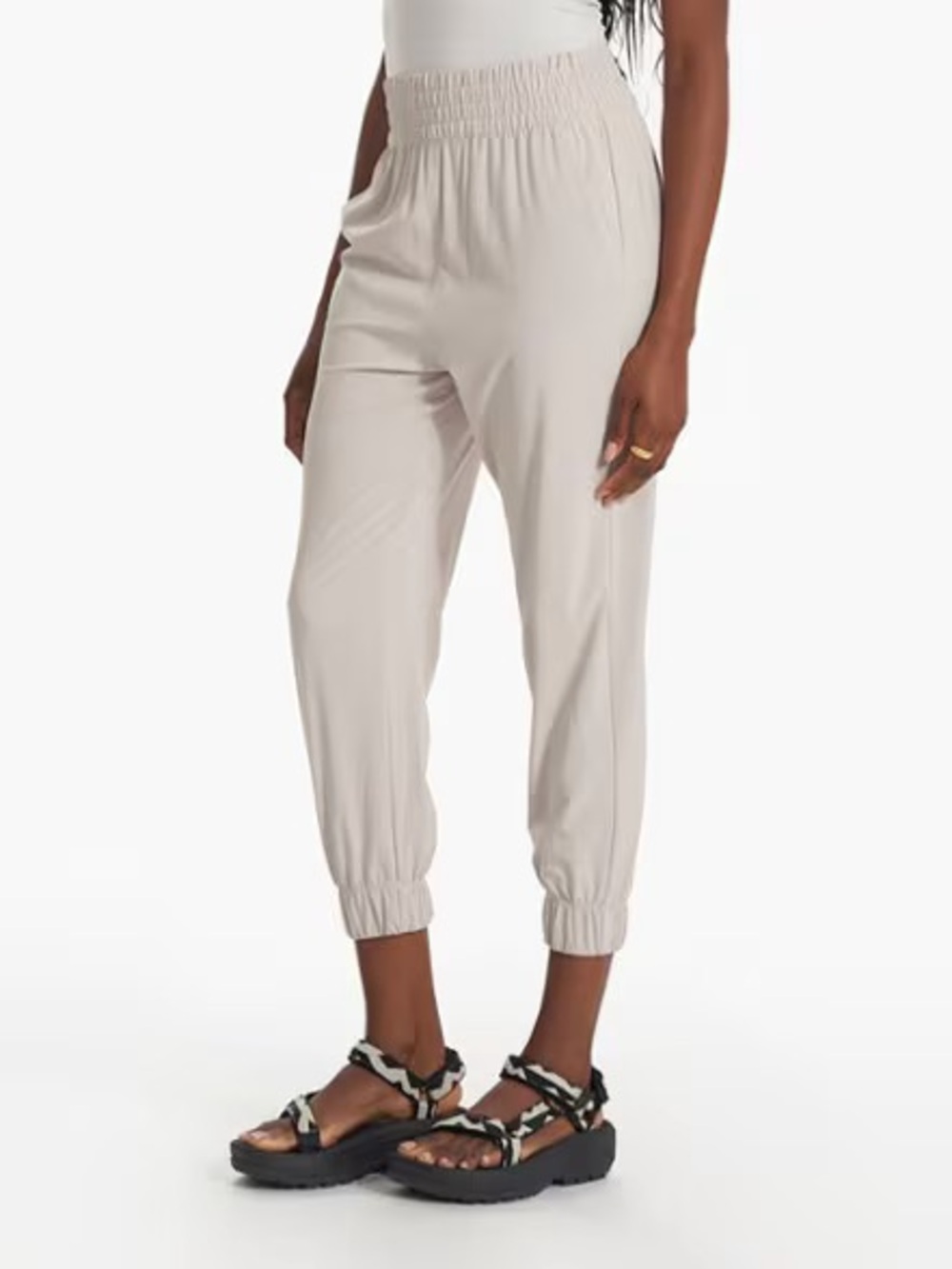 Vuori High-Rise Elastic-Waist Track Joggers in Light Beige